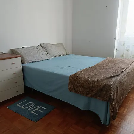 Alojamento de Acomodação e Pequeno-almoço Casa Oslavia *